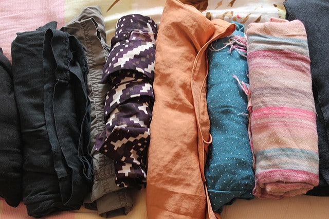 How To Pack Clothes For A Move