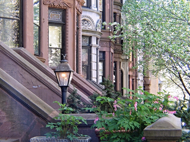 How To Make A New Apartment Feel Like Home