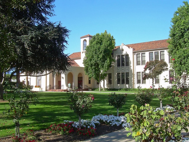 How To Find A Good School District